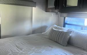 2018 Jayco Greyhawk 31FS RV rental photo 12