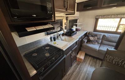 2019 Jayco jay flight rocky mountain 245RLSW RV rental photo 3
