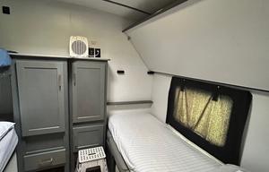The Voyager~ 2 bed/1 bath Quad bunks, sleeps 8