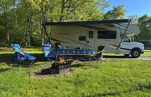 2019 Coachmen RV Leprechaun 260RS Ford 350