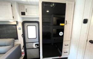 2024 East to West Entrada 3100FB
