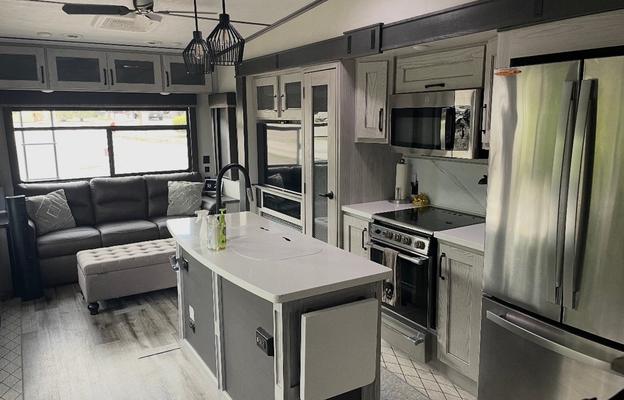 2022 Keystone RV Montana High Country 331RL
