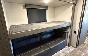 2022 Cougar Half-Ton 34TSB RV rental photo 10