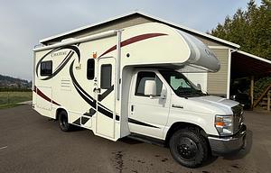 2014 Thor Chateau 22E Motor Coach All Season Ready