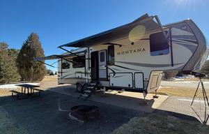 2017 Keystone RV Montana 3000 RE