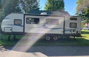 2019 Forest River RV Cherokee Alpha Wolf 26DBH-L