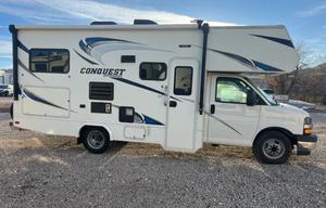 2017 Gulf Stream RV Conquest Class C 6237LE RV rental photo 4