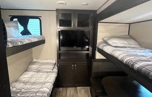 2021 Jayco Jay Flight with bunk room(Deliver only)