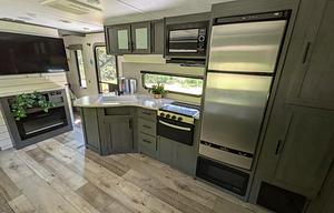 2022 Dutchmen RV Colorado 26BHC RV rental photo 2
