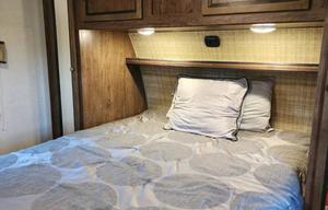 2017 Ultra Lite family bunkhouse-half ton towable!