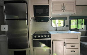 2022 Jayco Jay Flight SLX 8 264BH RV rental photo 6