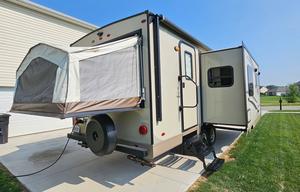 Rockwood Roo 23FL