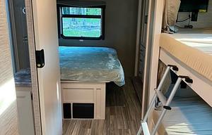 Travel in Luxury!!!