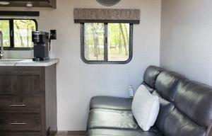 Joey & Jennifer's Family & Friendly RV Rental