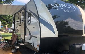 2018 CrossRoads RV Sunset Trail Super Lite SS289QB