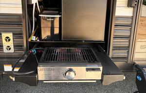 Luxury  Greywolf 26DBH Travel Trailer w/fireplace