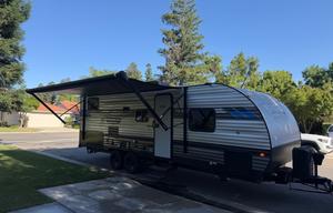 2021 Salem Cruise Lite T241BHXL RV rental photo 5