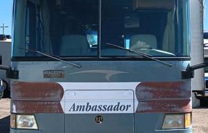 2000 Holiday Rambler Ambassador 34PBS