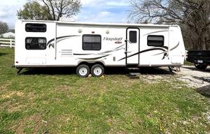 2010 Flagstaff Super Lite 27BHSS RV rental photo 2