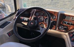 2001 Gulf Stream RV Independence 8704