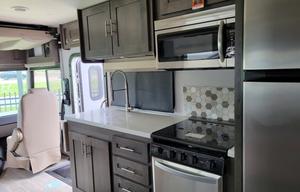 2021 Forest River RV Georgetown 5 Series 31L5 RV rental photo 11