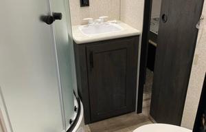2022 Sportsmen SE 303QBSE RV rental photo 5