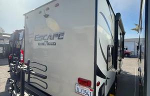 T7 2018 KZ Escape - StarLINK WiFI Equipped