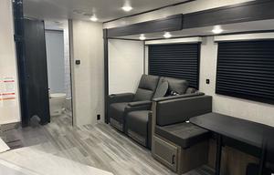 2024 Jayco Jay Flight SLX 284BHS RV rental photo 6