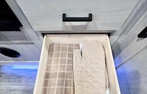 2022 Alta King Bed