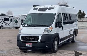 2021 Roadtrek Play ( dog friendly)