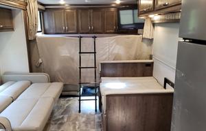 32ft 2023 Conquest Class-C RV - Pet Friendly!