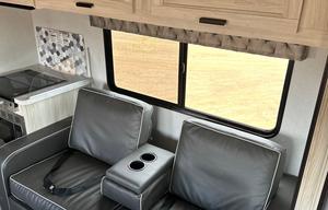 FUNseeker Family Bunkhouse Motorhome