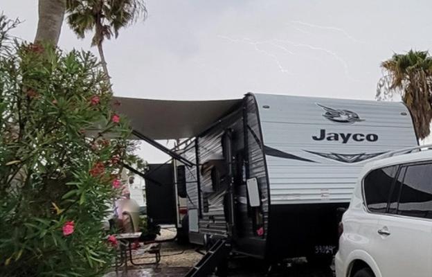 2021 Jayco Jay Flight 28BHS RV rental photo 1