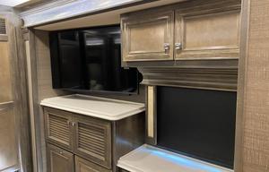 2022 Tiffin Motorhomes Phaeton 40 QKH RV rental photo 15