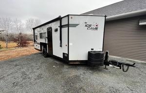 2021 Forest River RV Cherokee Ice Cave 17mph woodsman