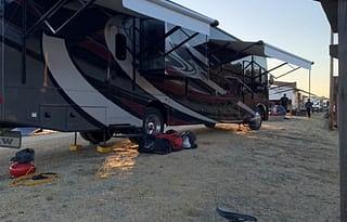 2019 Thor Motor Coach Outlaw 38MB Haul your Toys!