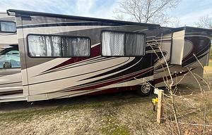 Fini’s Cozy Camper Rental