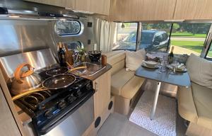 Magnolia 1-AIRSTREAM Flying Cloud 19*FULLY Loaded*