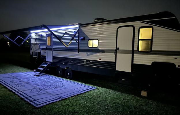 2022 Keystone RV Hideout 29DFS RV rental photo 1