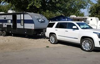 2021 Cherokee Grey Wolf (Sleeps 10)