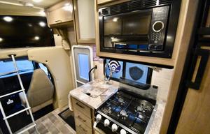 CLASS-C Thor Motor Coach Four Wind *Sleeps 4-6*