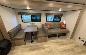 2025 Coleman Light with Bunkhouse