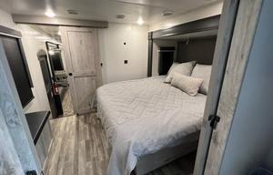 2022 Keystone RV Alpine 3910RK