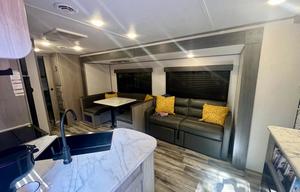 2023Coleman Lantern "Cozy Camper" Big enough for 9