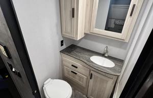 2022 ford Sunseeker M-3250dsle RV rental photo 18