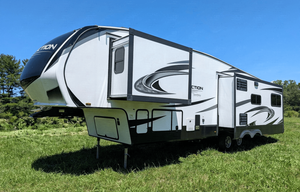 Grand Design Reflection | Deluxe Modern 5th Wheel