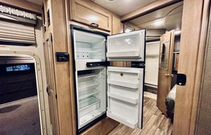 2018 Thor A.C.E. Class A | Sleeps 8 | 28Ft Long