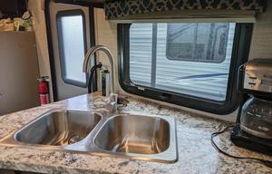 Kristen’s Vacation Home on Wheels