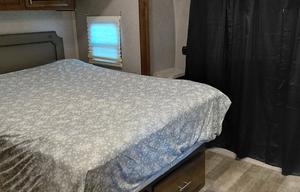 2020 Forest River RV Rockwood Signature Ultra Lite 8329SS RV rental photo 13
