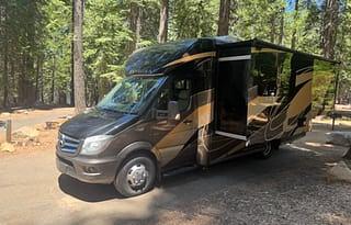 2018 Entegra Coach Qwest 24L
